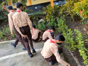 Kerja Bakti Adiwiyata